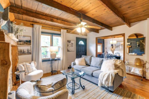 Lovely Gilbertsville Cabin with Patio, 4 Mi to Water